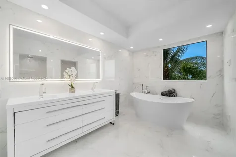 721 Crandon Boulevard Key Biscayne FL 33149
