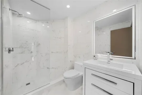 721 Crandon Boulevard Key Biscayne FL 33149
