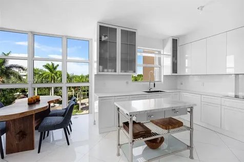 721 Crandon Boulevard Key Biscayne FL 33149