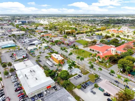 633 N Krome Avenue Homestead FL 33030