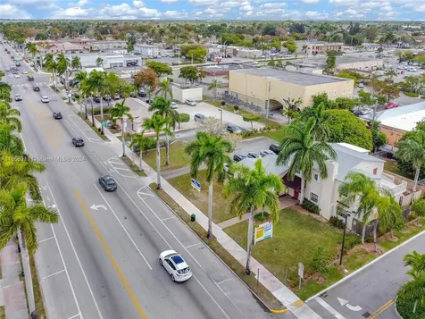 633 N Krome Avenue Homestead FL 33030