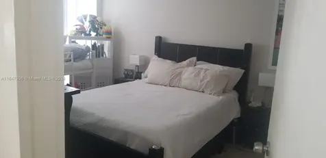 17021 N Bay Road Sunny Isles Beach FL 33160