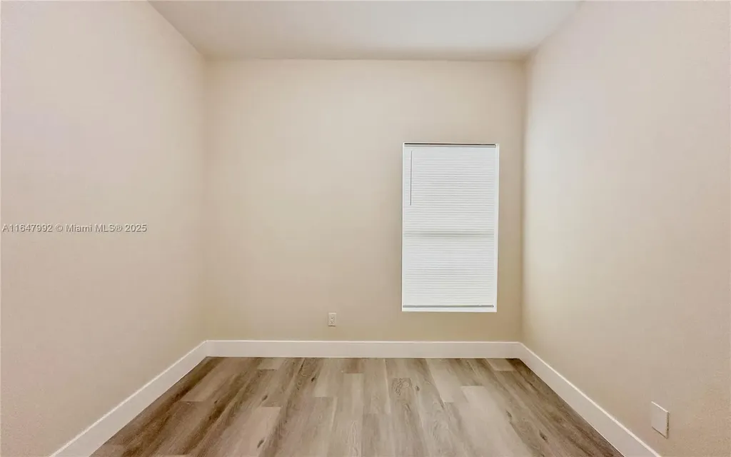 2941 NW 7th Court Fort Lauderdale FL 33311