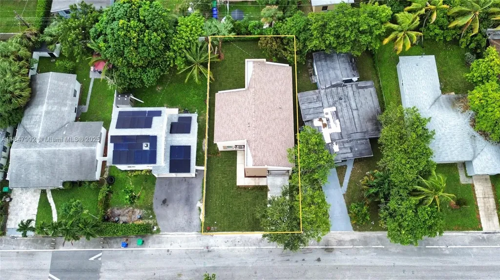 2941 NW 7th Court Fort Lauderdale FL 33311