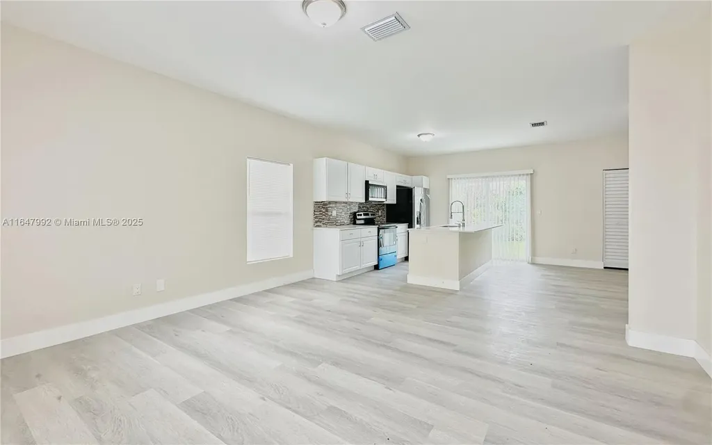 2941 NW 7th Court Fort Lauderdale FL 33311