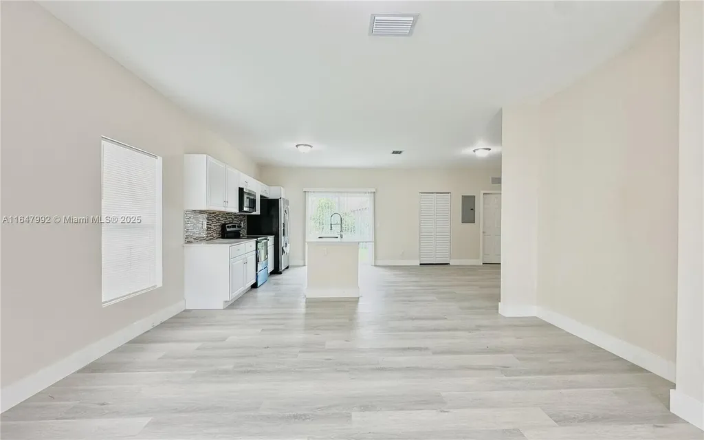 2941 NW 7th Court Fort Lauderdale FL 33311