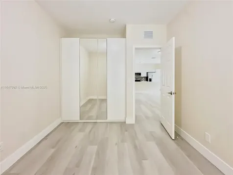 2941 NW 7th Court Fort Lauderdale FL 33311