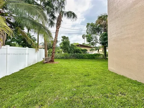 2941 NW 7th Court Fort Lauderdale FL 33311