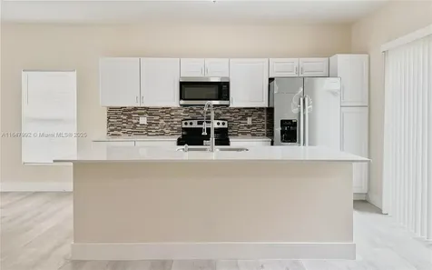 2941 NW 7th Court Fort Lauderdale FL 33311