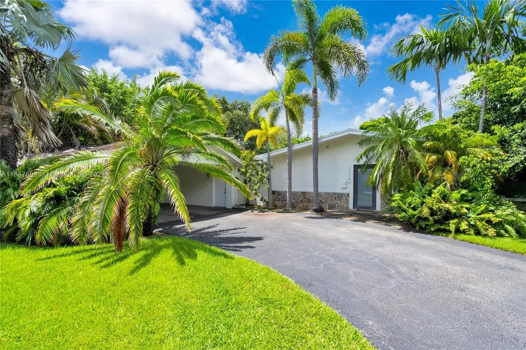 13740 SW 78th Place Palmetto Bay FL 33158