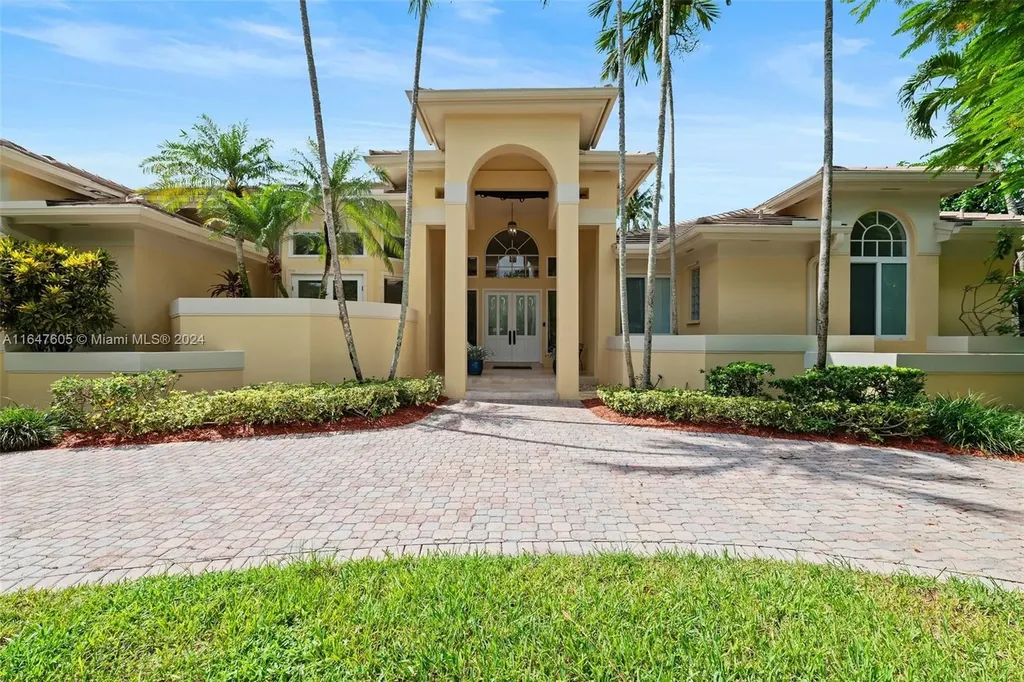 6724 SW 139th Street Palmetto Bay FL 33158