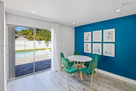561 SE 2nd Terrace Pompano Beach FL 33060