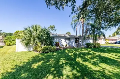 561 SE 2nd Terrace Pompano Beach FL 33060
