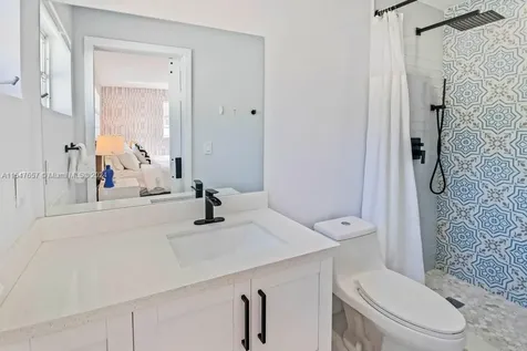 561 SE 2nd Terrace Pompano Beach FL 33060