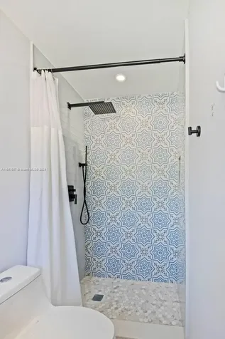 561 SE 2nd Terrace Pompano Beach FL 33060