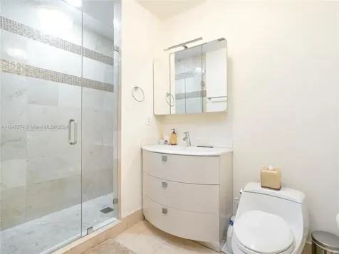 18101 Collins Avenue Sunny Isles Beach FL 33160