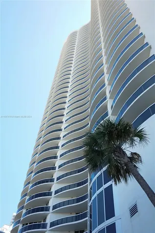 17201 Collins Avenue Sunny Isles Beach FL 33160