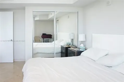 17201 Collins Avenue Sunny Isles Beach FL 33160