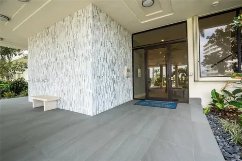 400 Beach Road Tequesta FL 33469