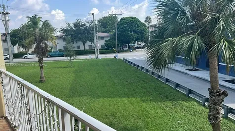 7304 SW 82nd Street Miami FL 33143