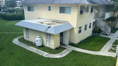 7304 SW 82nd Street Miami FL 33143