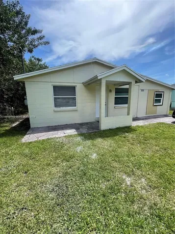 2008 N 51st Court Fort Pierce FL 34947