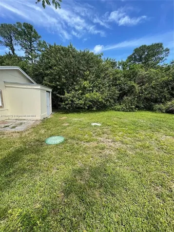 2008 N 51st Court Fort Pierce FL 34947