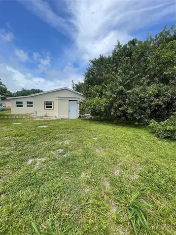 2008 N 51st Court Fort Pierce FL 34947