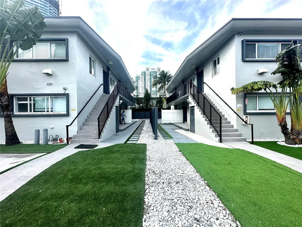 660 Lenox Avenue Miami Beach FL 33139