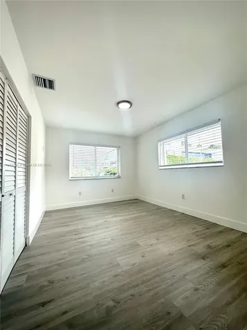 660 Lenox Avenue Miami Beach FL 33139
