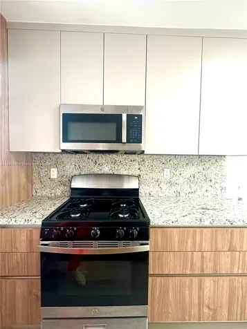 650 Lenox Avenue Miami Beach FL 33139