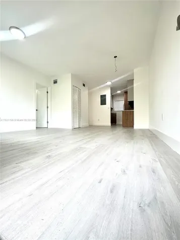 650 Lenox Avenue Miami Beach FL 33139