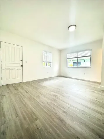 650 Lenox Avenue Miami Beach FL 33139