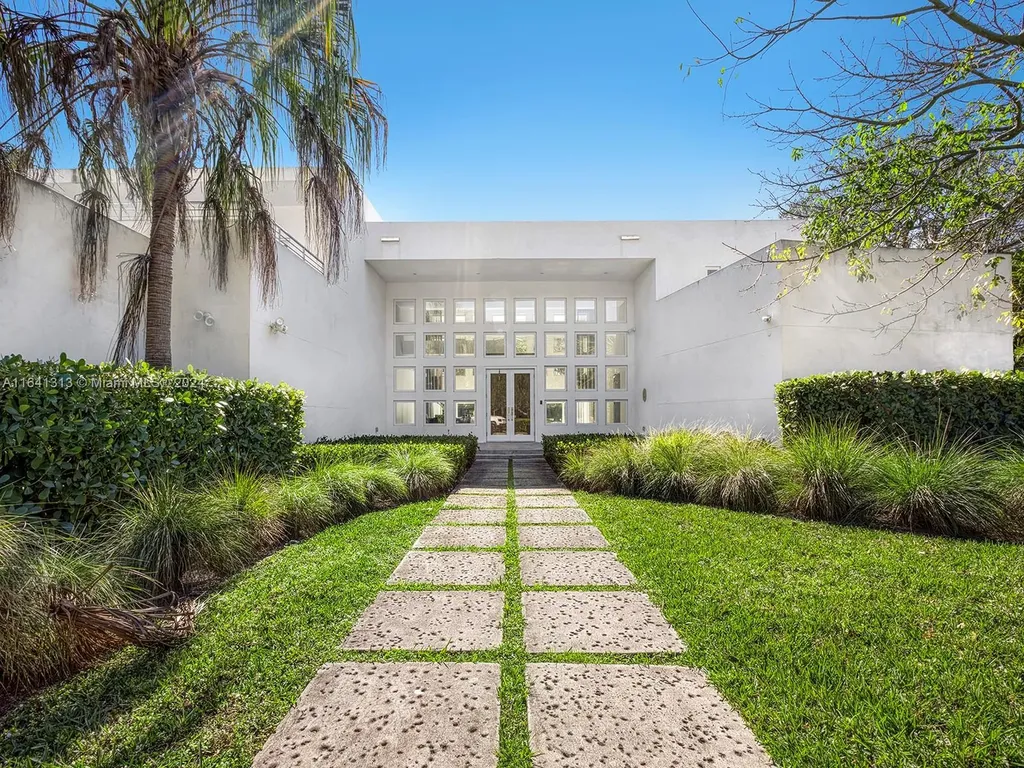 5970 SW 135th Terrace Pinecrest FL 33156