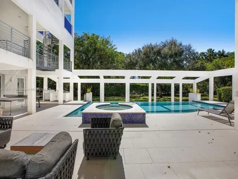 5970 SW 135th Terrace Pinecrest FL 33156