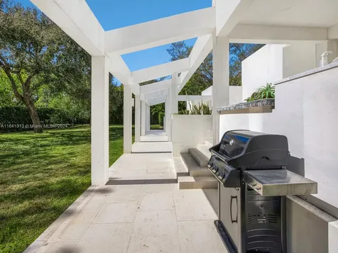 5970 SW 135th Terrace Pinecrest FL 33156