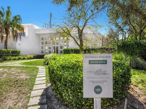 5970 SW 135th Terrace Pinecrest FL 33156