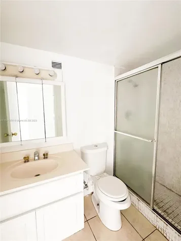 17021 N Bay Road Sunny Isles Beach FL 33160