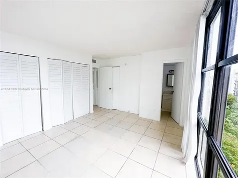 17021 N Bay Road Sunny Isles Beach FL 33160