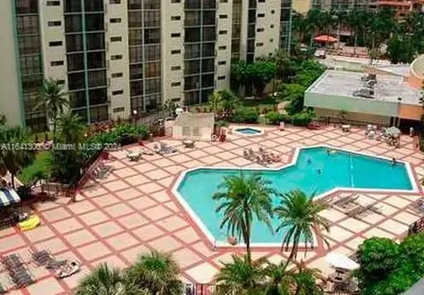 17021 N Bay Road Sunny Isles Beach FL 33160