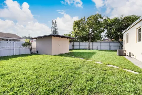 461 NW 32nd Court Miami FL 33125
