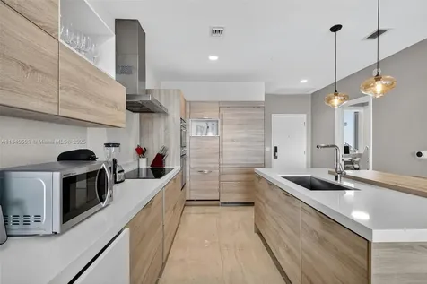 16385 Biscayne Boulevard North Miami Beach FL 33160