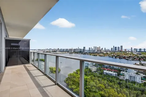 16385 Biscayne Boulevard North Miami Beach FL 33160