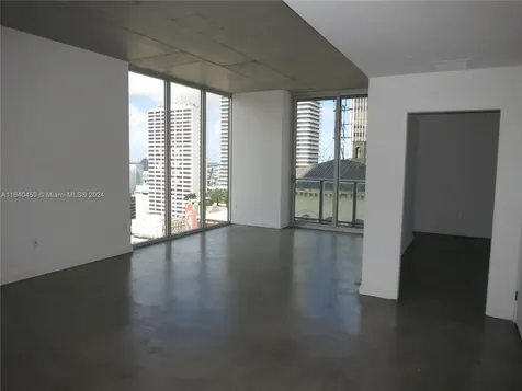 151 SE 1 Street Miami FL 33131