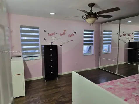19050 SW 119th Avenue Miami FL 33177