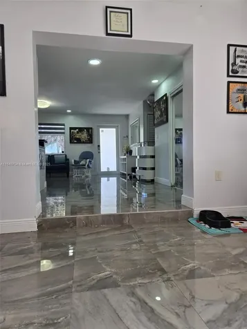 19050 SW 119th Avenue Miami FL 33177