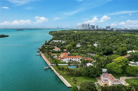 5975 N Bayshore Drive Miami FL 33137
