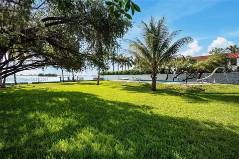 5975 N Bayshore Drive Miami FL 33137