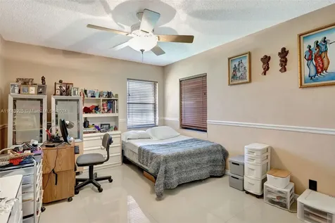 10026 NW 70th Street Tamarac FL 33321