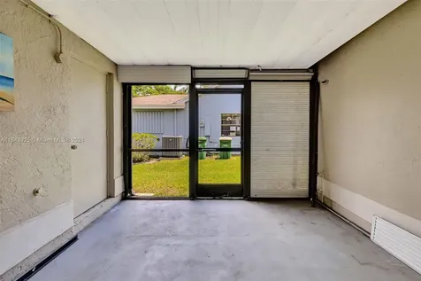 10026 NW 70th Street Tamarac FL 33321
